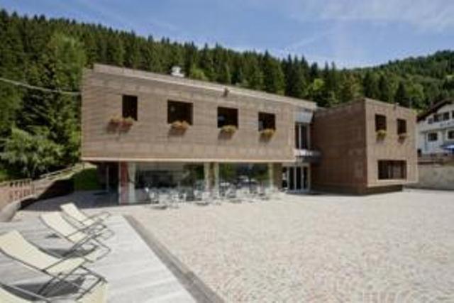 Hotel Kube Фольгарія Екстер'єр фото